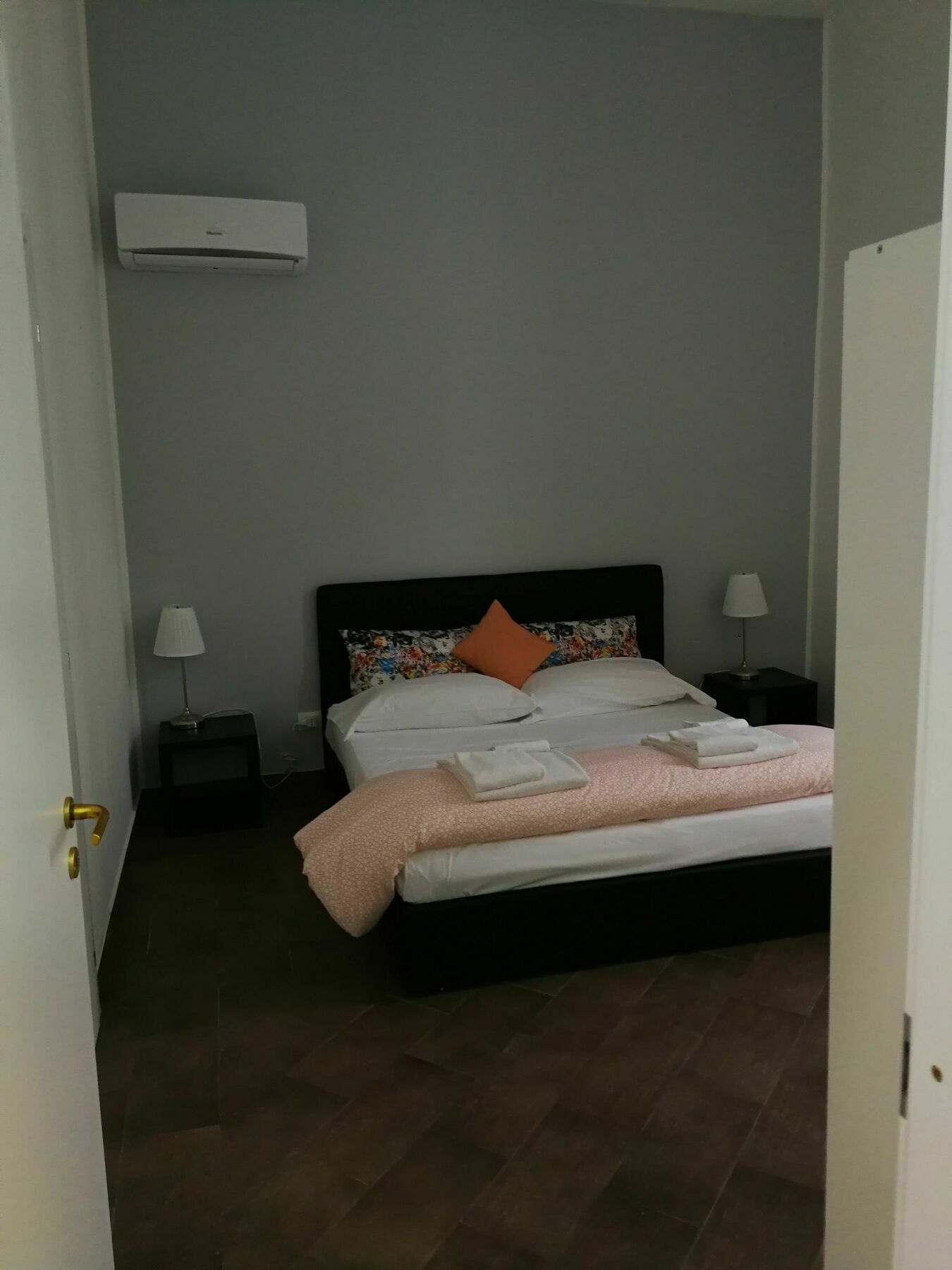 Toledostation B&B Napels Buitenkant foto